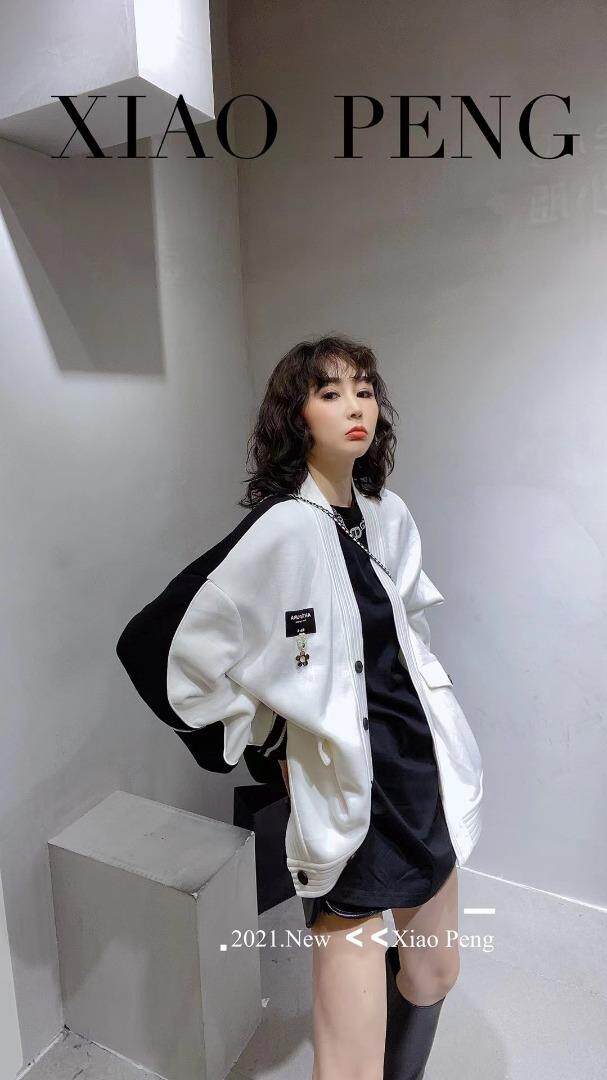 秋季新款拼接款外套，其它，泡泡糖