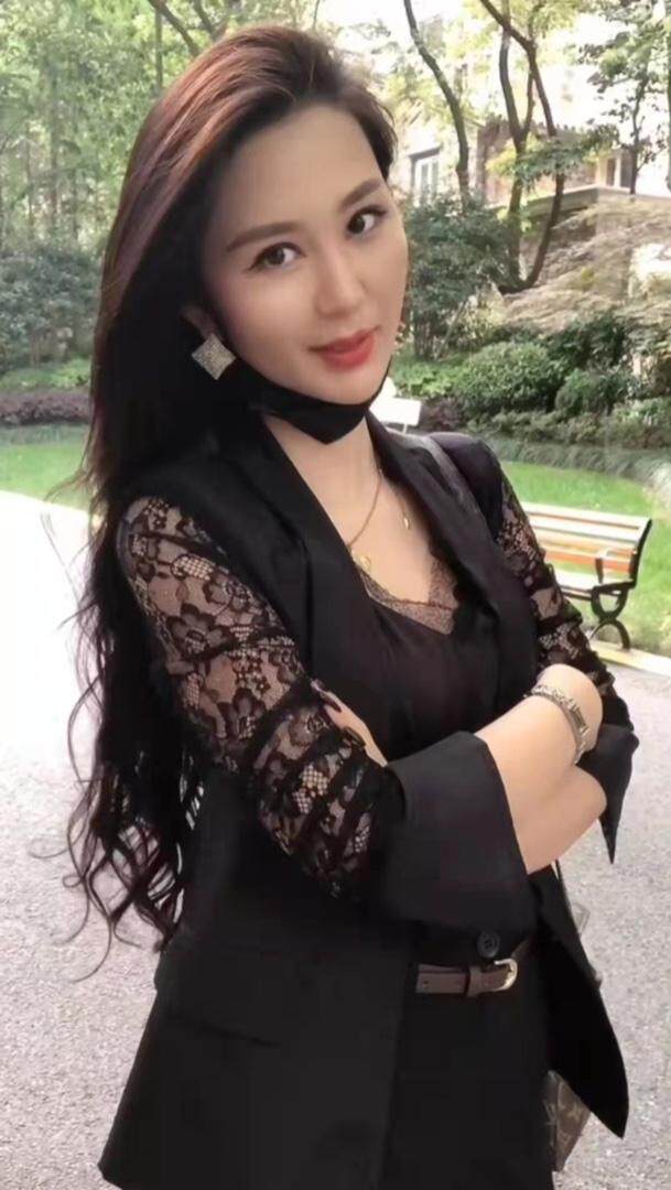 【现货】春款蕾丝套装，女装职业装，衣尚怡