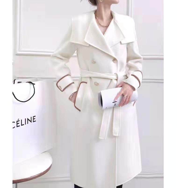 冬装主营：羊毛大衣外套，羽绒服外套两大品类。欢迎，女装羽绒服，EE