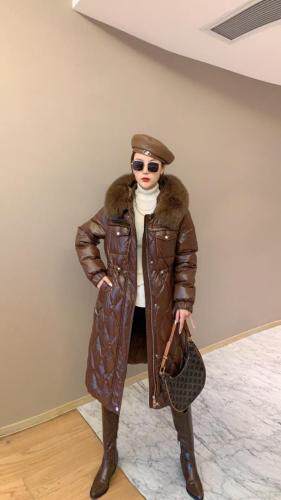 欧韩风90绒超大狐狸毛领中长款羽绒服，女装羽绒服，梦中秋月