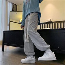灰色