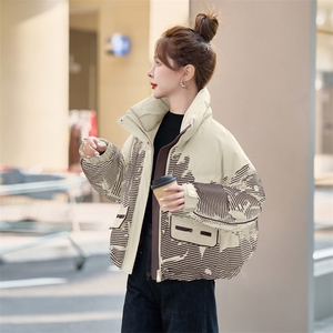 现货.短款宽松白鸭绒2025冬季新款羽绒服图片