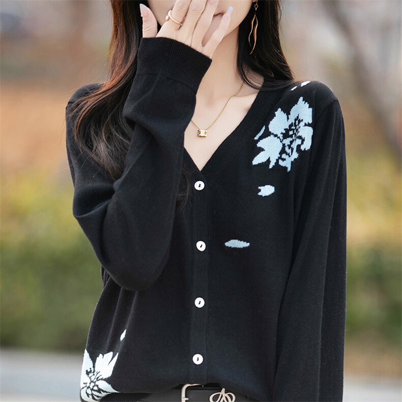 V领拼色精纺羊毛开衫女春秋玫瑰花长袖针织外套毛衣宽松休闲上衣,针织衫/毛衣,佰米娇羊绒