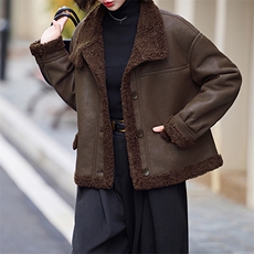 现货皮毛一体仿羊羔毛外套女短款2024秋冬新款加绒加厚外套，女装羊羔毛/颗粒绒，江南女神