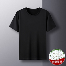 黑色