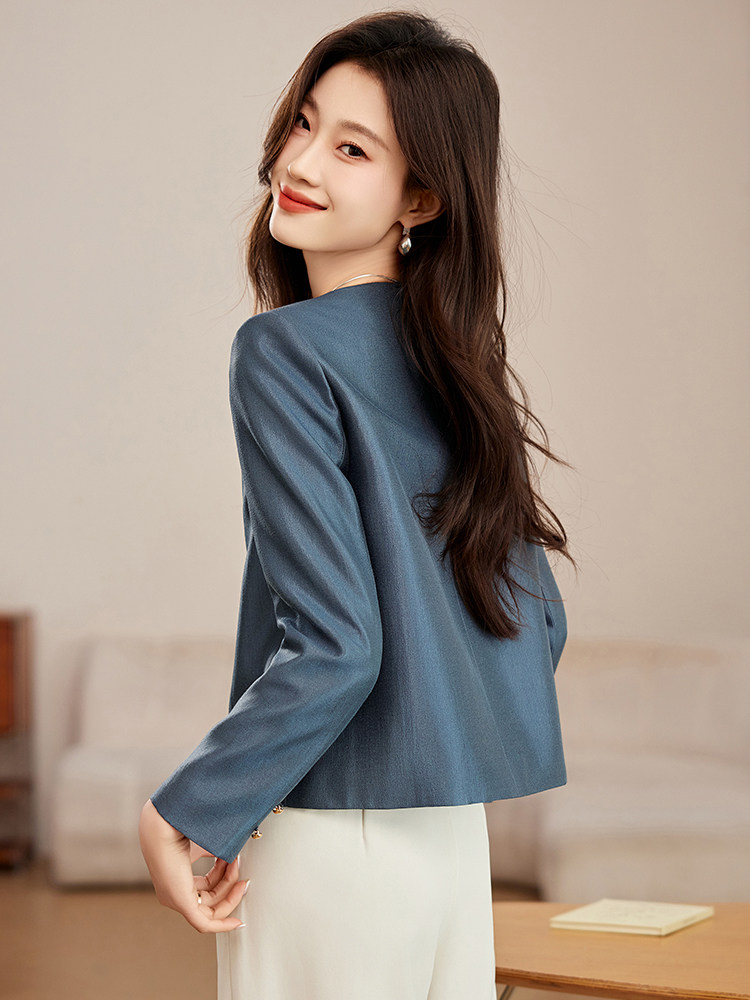 短外套女2025新款高档人丝绸高级质感加里布时尚大气减龄女士上衣,女装短外套,恋慕依尚