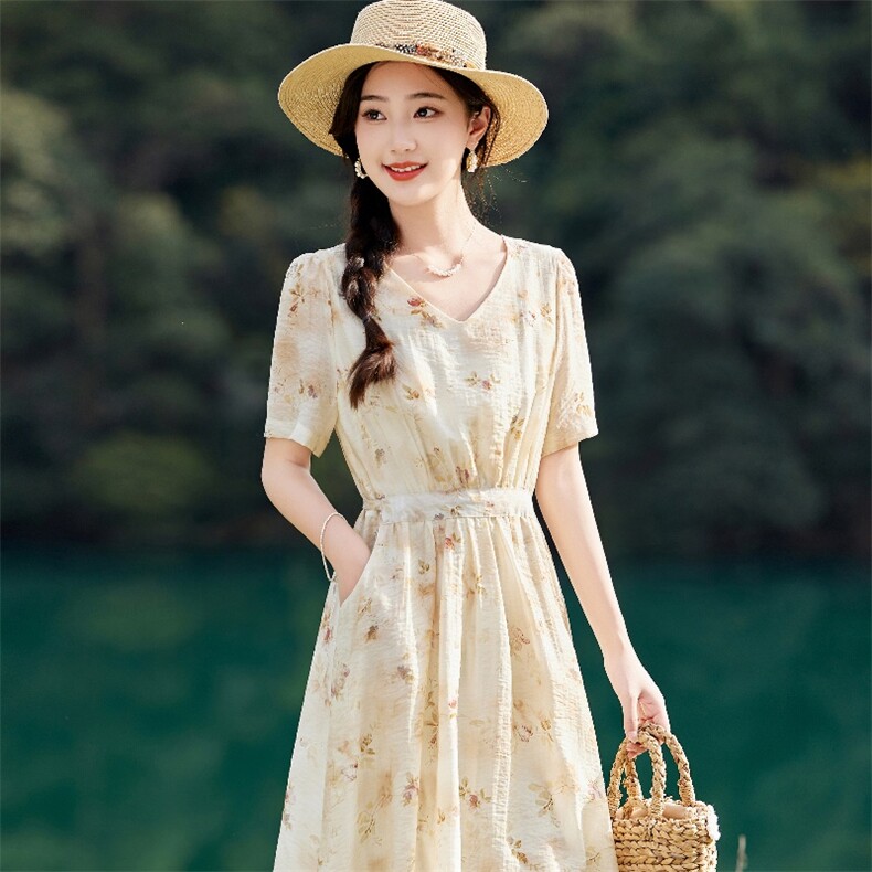 法式碎花天丝连衣裙女夏2025新款收腰显瘦气质小清新仙女a字长裙,女装连衣裙,蝶眷