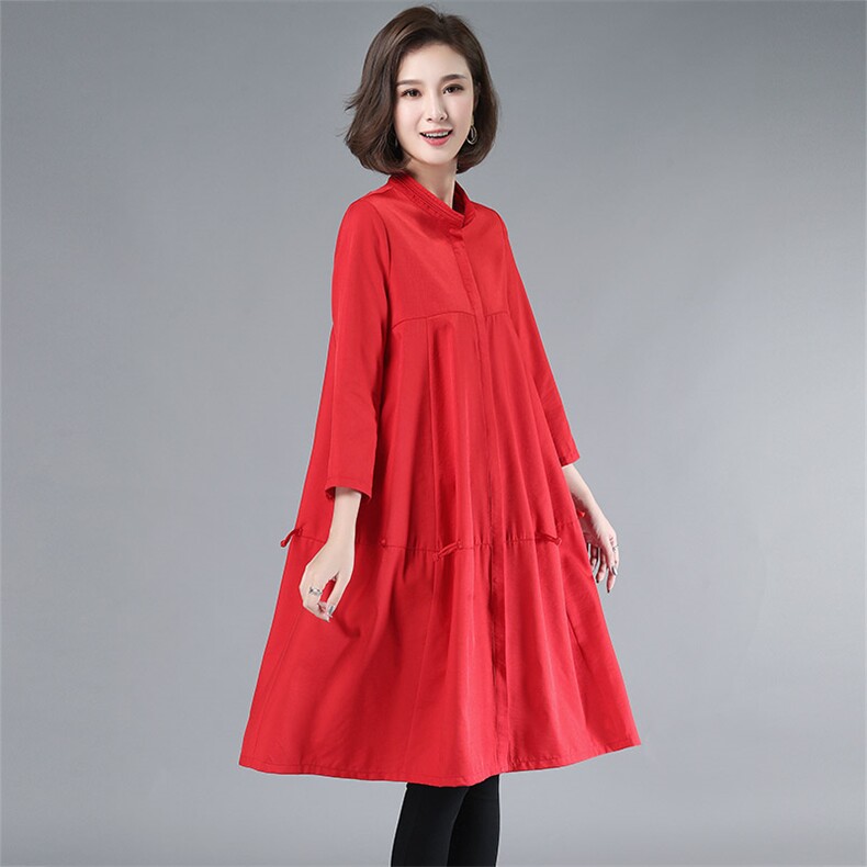2021年春季韩版立领中长款通勤长袖排扣A字裙高腰连衣裙纯色，女装连衣裙，伊满意