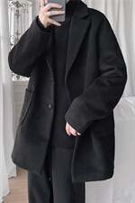 黑色