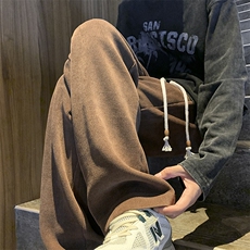 咖啡色