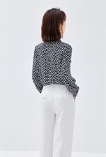 2021秋季新款爱心点衬衫，女装衬衫，秋子丰色(3F)