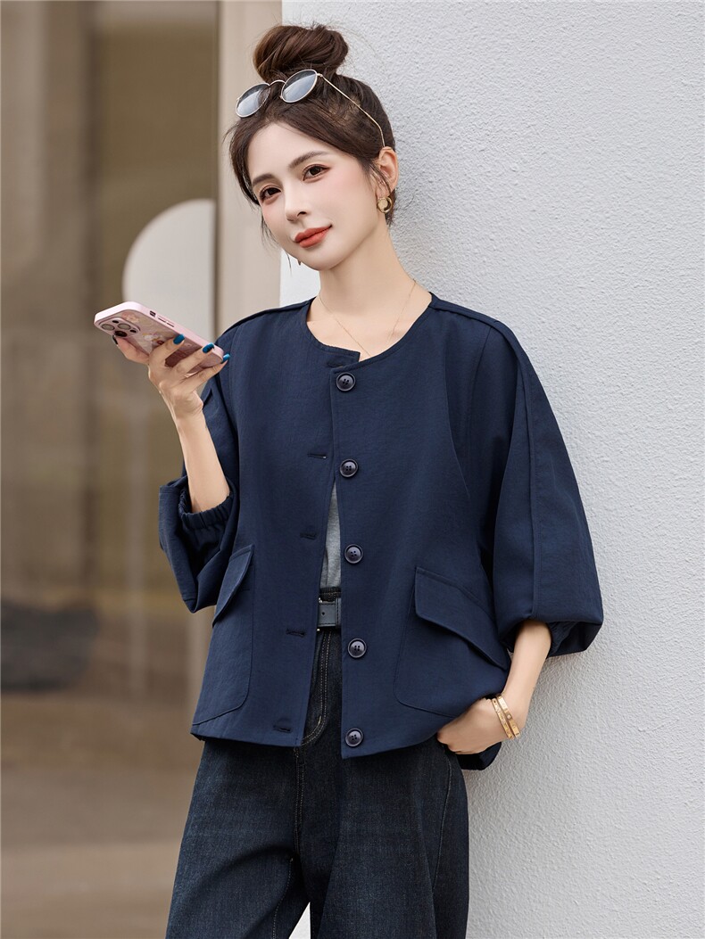 2025年秋季新款圆领开衫棒球服夹克短外套,女装短外套,简韵佳