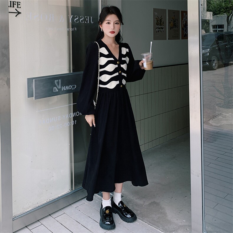 长袖针织连衣裙女2025新款秋温柔显瘦甜美v领小个子复古法式长裙,女装连衣裙,2D078