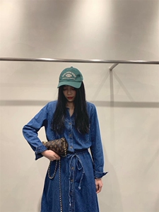 春季新款牛仔连衣裙图片