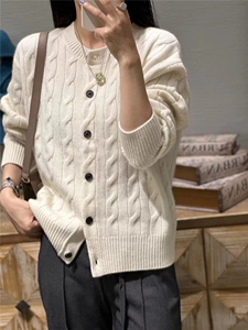 春新款韩版圆领甜美菱形纯色麻花开衫外套女图片