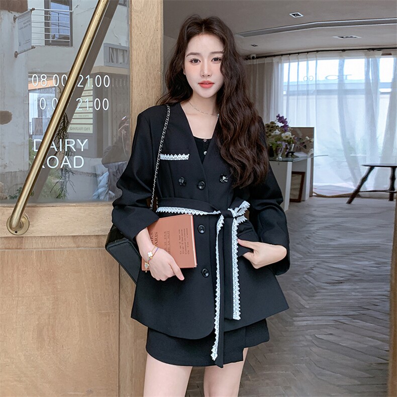 蕾丝飘带黑色西装外套女春秋2025新款小个子气质名媛高级感小西服，女装西装，慧尚依恋