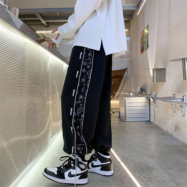 港风2023秋冬撞色串标宽松抽绳束脚运动休闲潮牌裤子2112-P45控69，男装休闲裤，星座914-3
