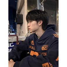 藏青色