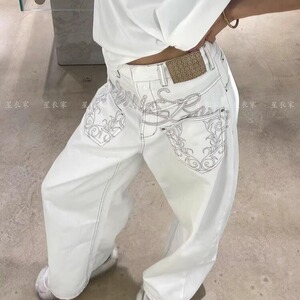 美式复古刺绣白色弯刀牛仔裤女夏季新款街头亚比朋克宽松阔腿长裤图片