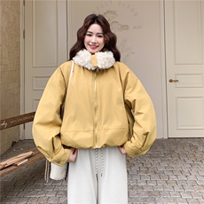 黄色大翻领羊羔毛拼接羽绒服女冬季2025新款小个子短款加厚派克服，女装羽绒服，慧尚依恋
