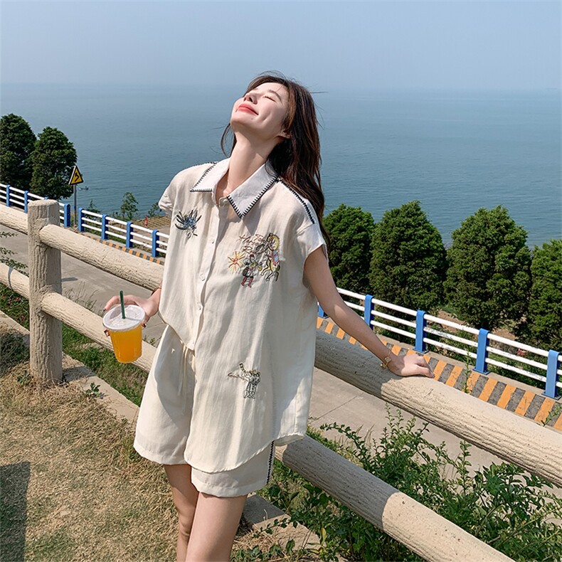 米白色刺绣衬衫套装女2025夏季新款韩版小个子洋气时尚短裤两件套图片