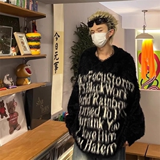 黑色