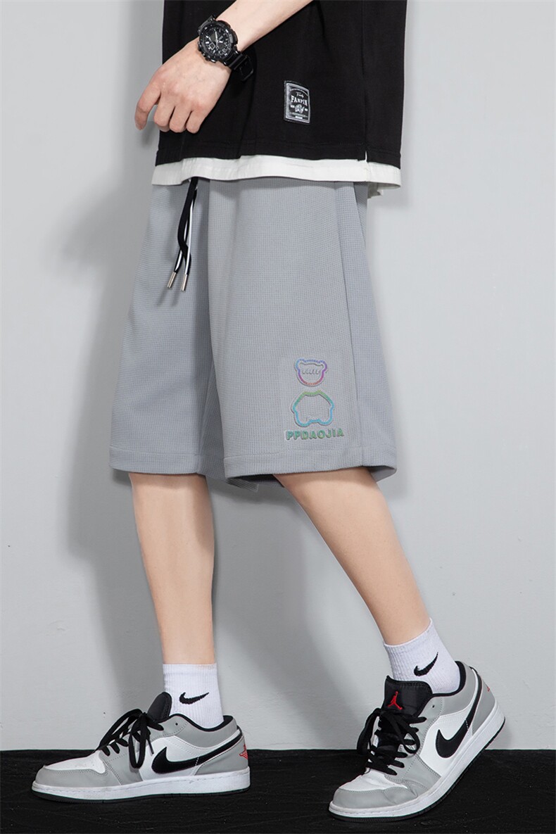 2023夏灰墙风华夫格钢印反光炫彩小熊男休闲五分短裤DK28637-P28,男装休闲裤,电商A082