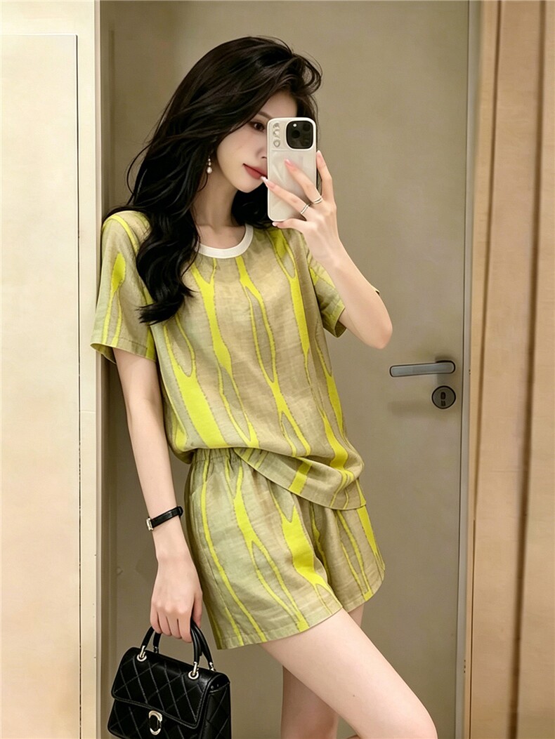 欧洲站时尚气质减龄套装女夏新款圆领冰丝短袖上衣阔腿短裤两件套,女装套装/套裙,江南