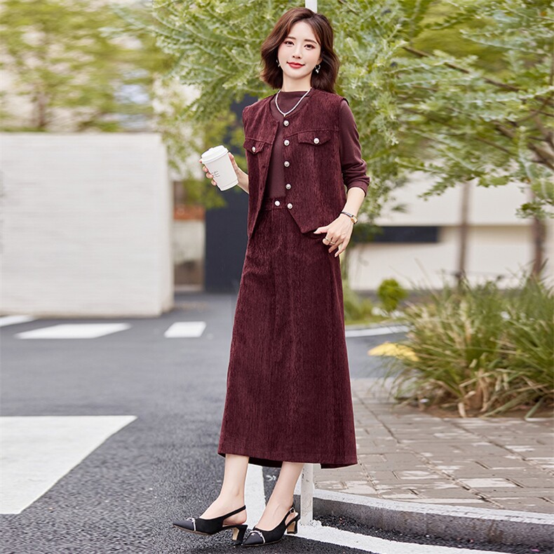 独束大码女装复古怀旧通勤三件套2024冬季安哥拉红马甲T恤半身裙,女装套装/套裙,慕依路