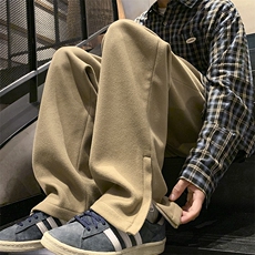 卡其色