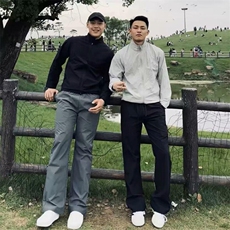 春夏款高品质冰感速干防晒服男女休闲户外运动外套透气机能风夹克，男装防晒衣，电商A486-1