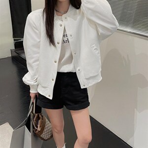 棒球服外套图片
