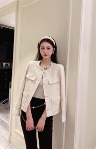 2022春款小香风外套图片