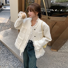 气质感短款白色小香风外套女春秋超火好看轻奢风高级小众夹克上衣，女装短外套，2C372