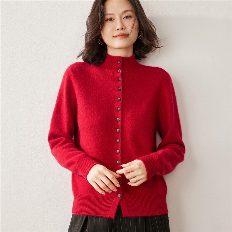 2025百搭时尚简约多扣立领羊绒衫,女装羊绒衫,雪真羊绒高端店