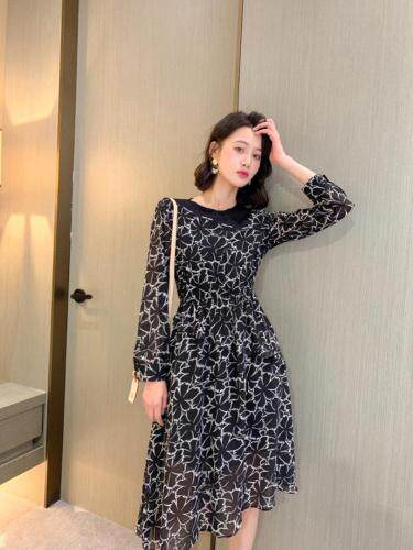 【现货】2021春季新款休闲修身显瘦连衣裙，女装连衣裙，荷塘月色