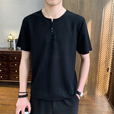 黑色