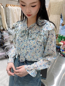 碎花小衫 现货图片