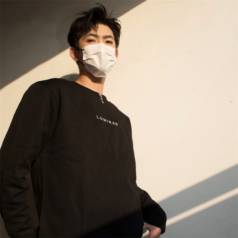 明星私服美式潮流打底垫肩款打底 金属星星设计内搭T恤 P50图片