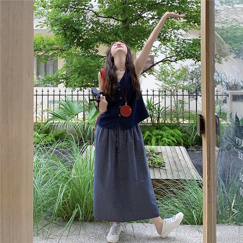 韩系休闲牛仔马甲套装裙女2025夏季新款复古气质条纹半身裙两件套图片