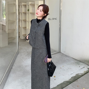 灰色高级感小香风马甲套装裙女2025秋季复古气质轻熟风毛呢三件套图片