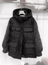 现货羽绒服五色两码，女装羽绒服，魅力布梵