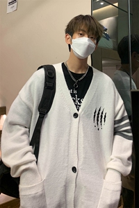 港风 名宿时尚宽松魔爪印花四条杠开衫毛衣 M355  P65控88图片