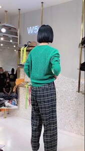 2021秋季新款时尚休闲显瘦遮胯直筒休闲裤图片