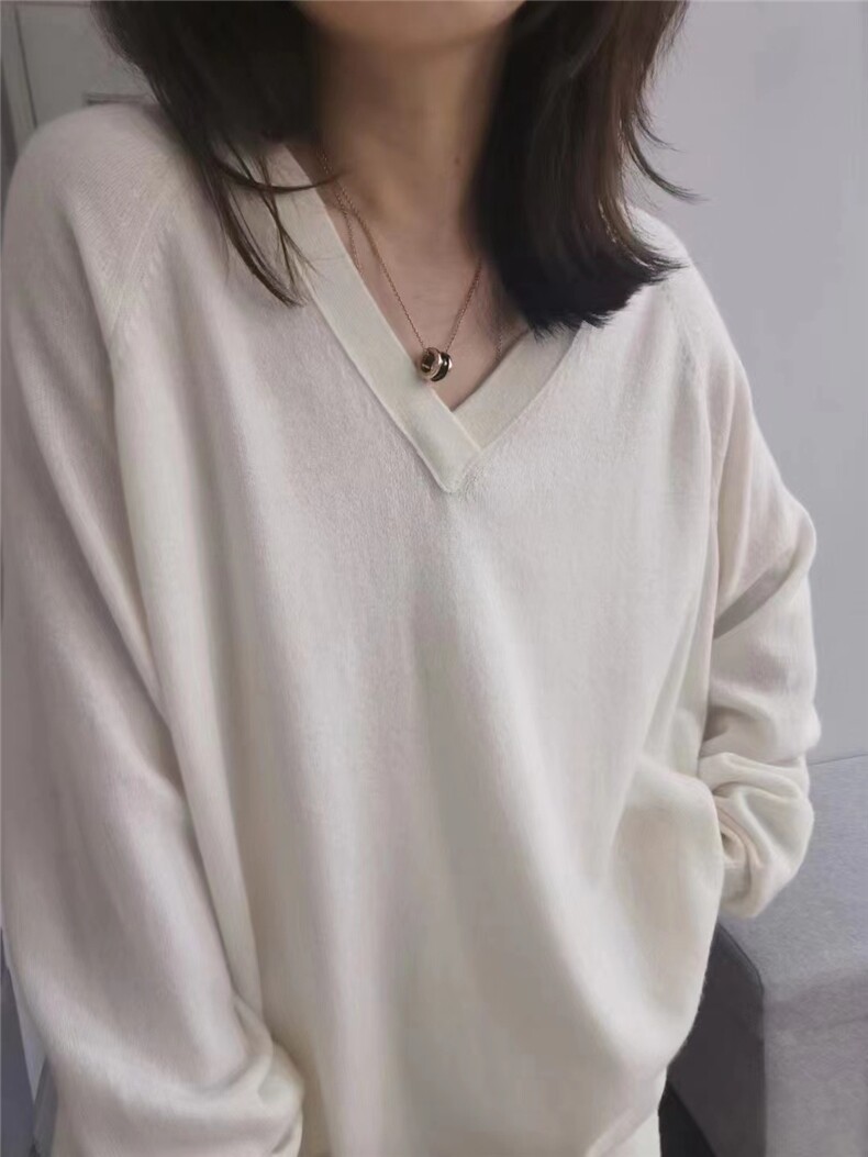 慵懒高级感V领针织衫女春秋温柔软糯宽松粗棒针毛衣,针织衫/毛衣,半城羊绒