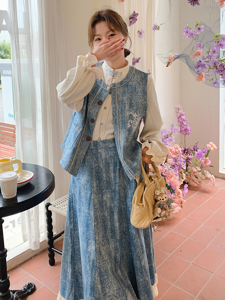 春天小清新开春穿搭牛仔套装裙女2025新款刺绣马甲半身裙三件套装,女装套装/套裙,浙宝305