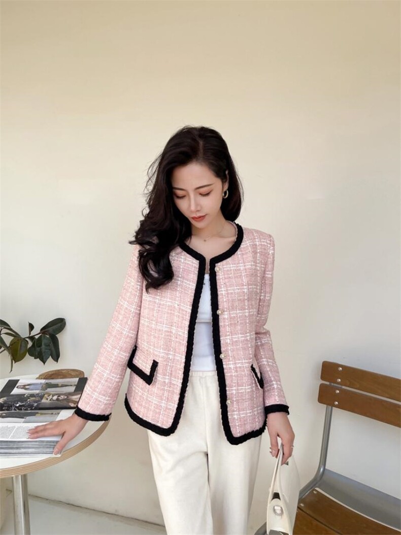 现货供应：小香风外套，其它，拉思维加丝