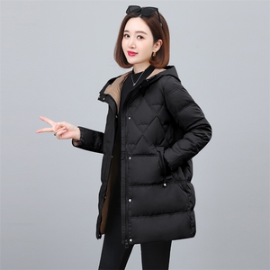 时尚中长款修身显瘦保暖羽绒服女图片