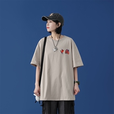 卡其色