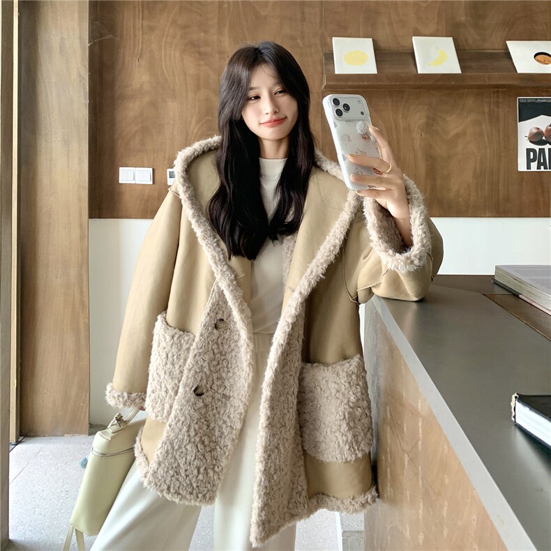 韩版减龄氛围感皮毛一体羊羔毛上衣女2025秋冬季新款显瘦百搭外套,女装短外套,2C261
